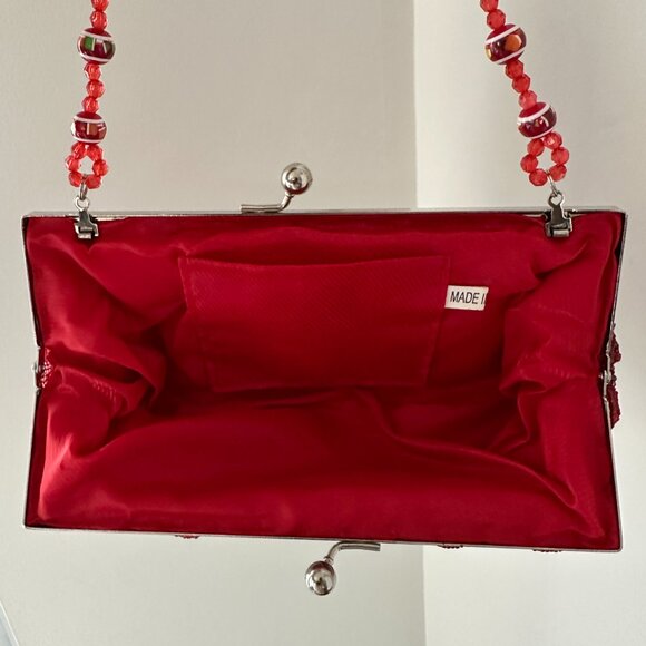 Beaded Scalloped Red Sequin Cocktail Clutch Evening Bag - Picture 3 of 3